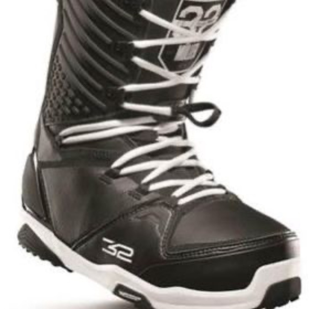 32 thirty two mullair snowboard boots 8